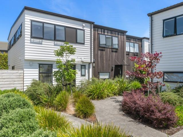 Mangere Bridge, 3 bedrooms