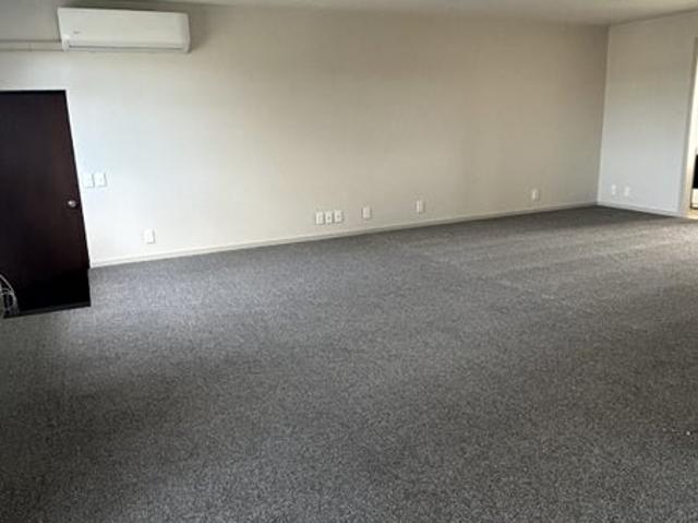 mangere bridge, 3 bedrooms