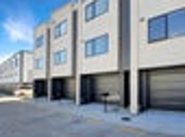 Mangere Bridge, 3 bedrooms, $640 pw