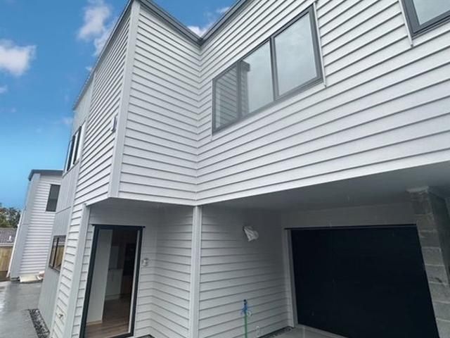 mangere bridge, 3 bedrooms