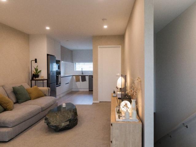 mangere bridge, 3 bedrooms