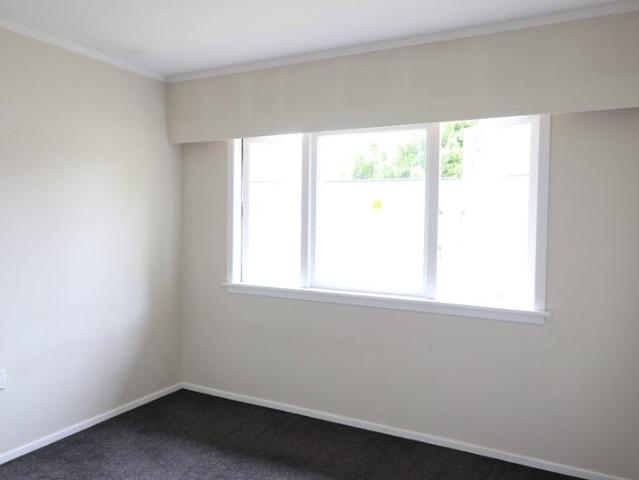 mangere east, 3 bedrooms