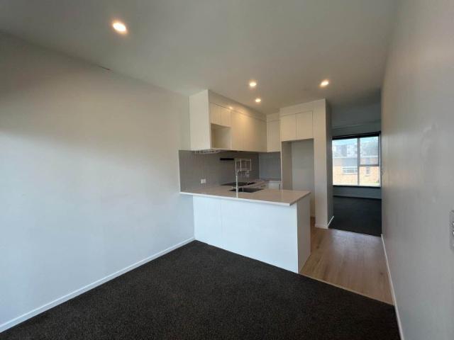 mangere east, 3 bedrooms