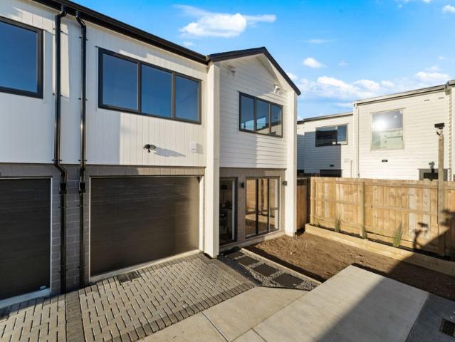 mangere east, 3 bedrooms