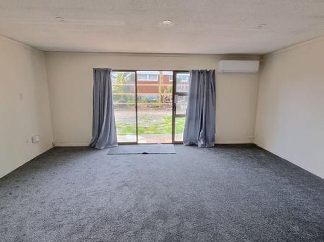 mangere east, 3 bedrooms