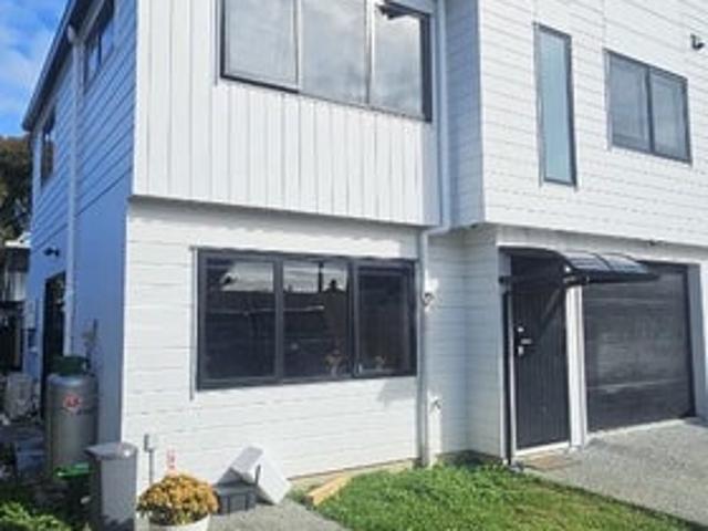 mangere east, 3 bedrooms