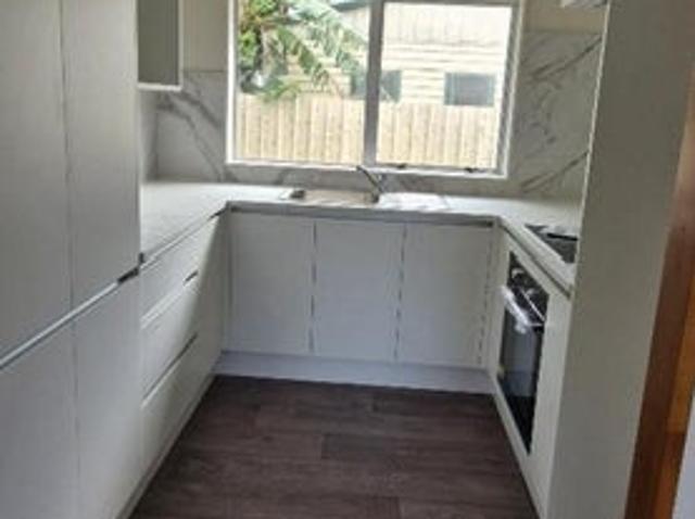 mangere east, 2 bedrooms