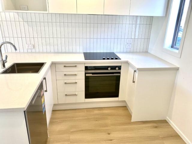 mangere east, 2 bedrooms