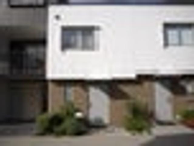 Mangere East, 2 bedrooms, $580 pw