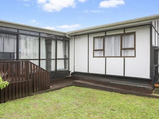 mangere east, 5 bedrooms