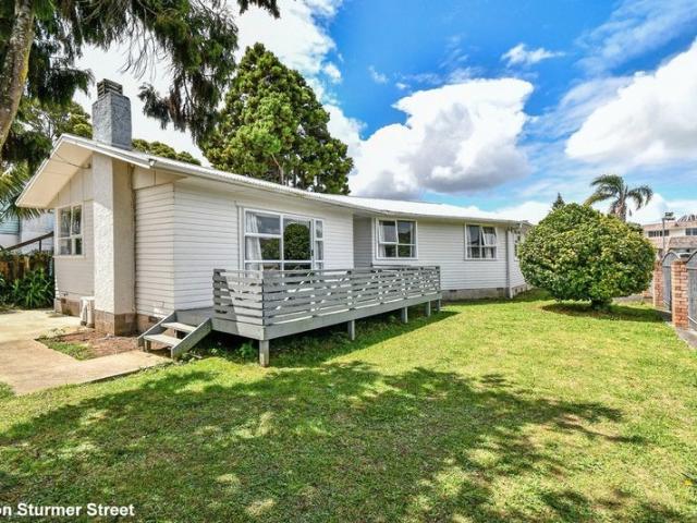 mangere east, 5 bedrooms