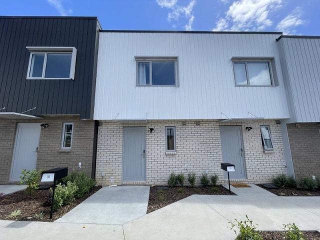 mangere, 2 bedrooms