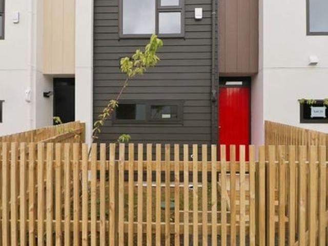 Mangere, 2 bedrooms