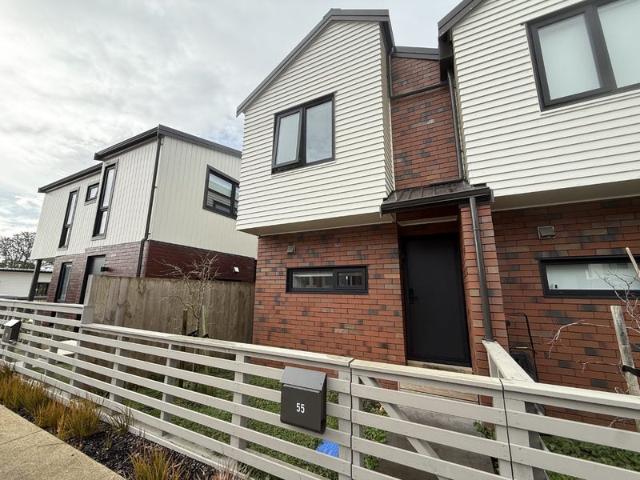 mangere, 2 bedrooms