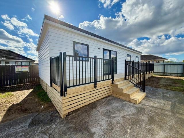 mangere, 2 bedrooms
