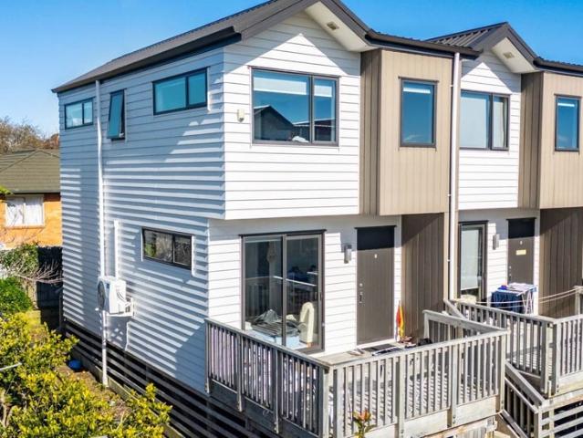mangere, 2 bedrooms