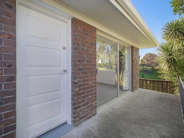mangere, 2 bedrooms