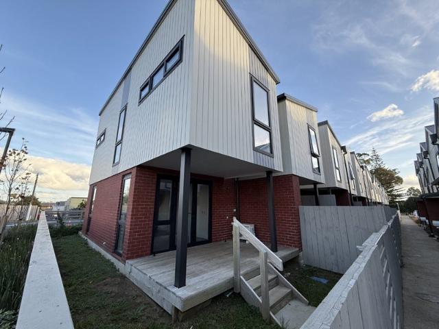 mangere, 2 bedrooms