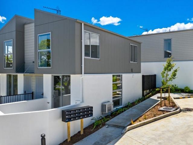 mangere, 2 bedrooms