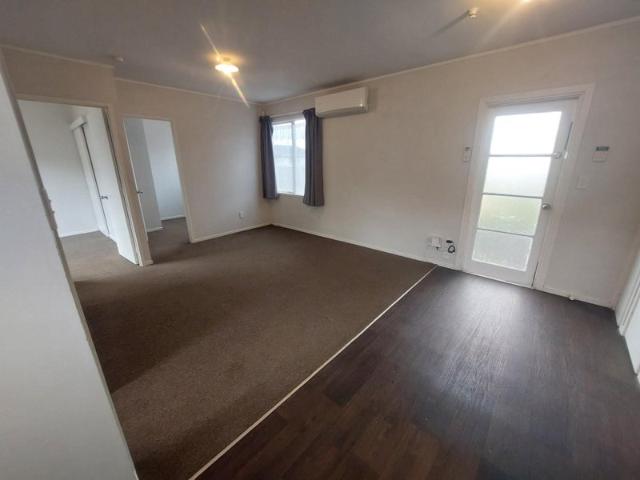 mangere, 2 bedrooms