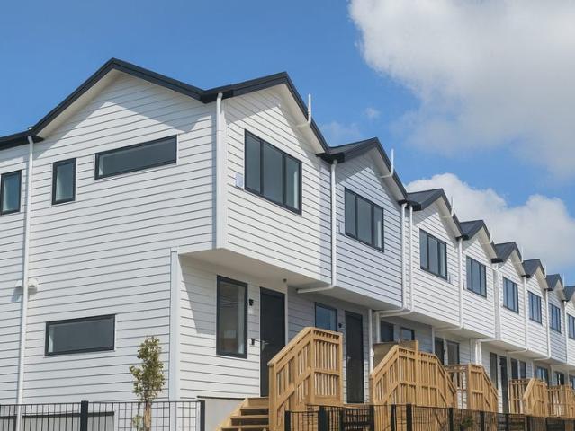 mangere, 2 bedrooms