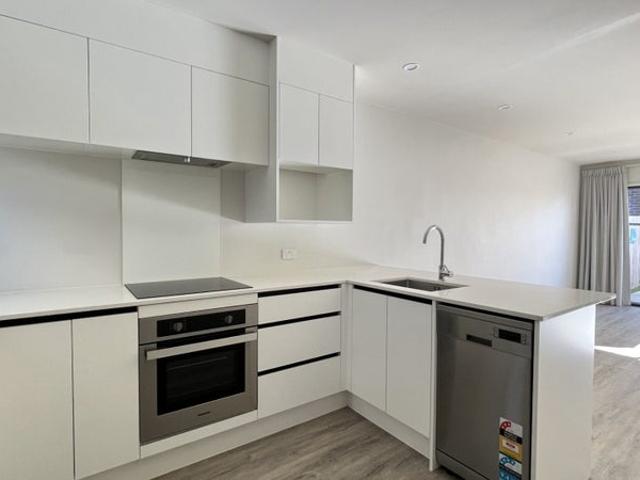 mangere, 2 bedrooms