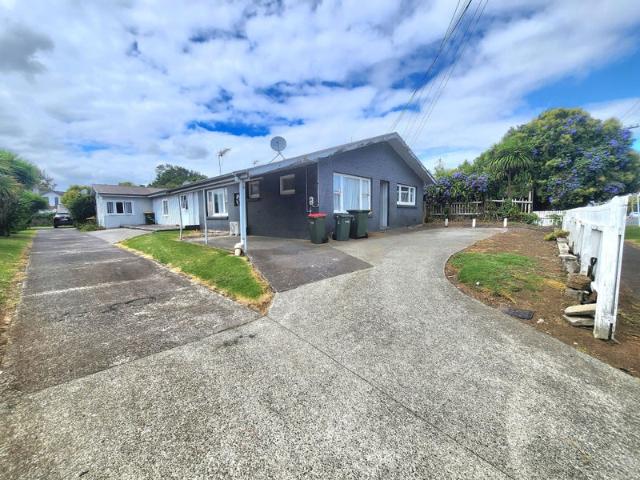 mangere, 2 bedrooms
