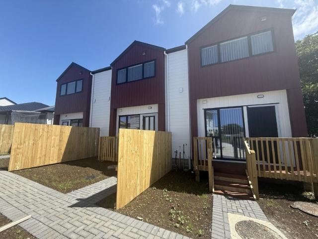 Mangere, 3 bedrooms