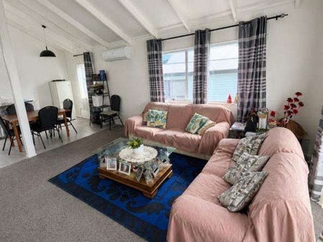 mangere, 3 bedrooms