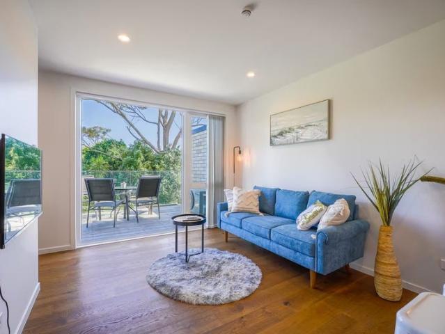 mangere, 3 bedrooms