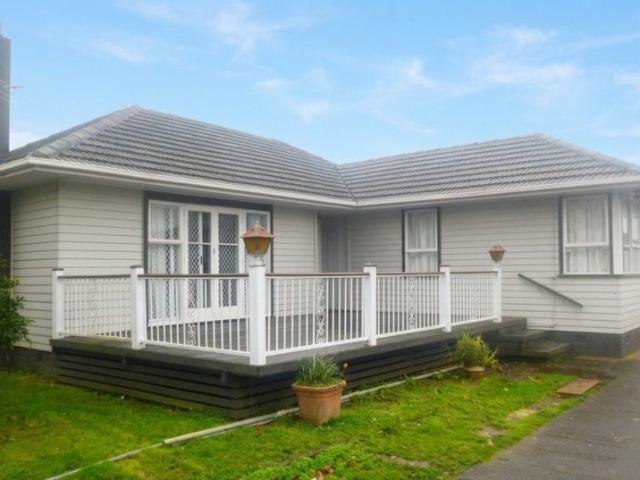 mangere, 3 bedrooms