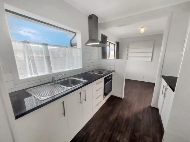 Mangere, 3 bedrooms