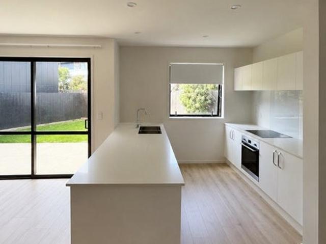 mangere, 3 bedrooms