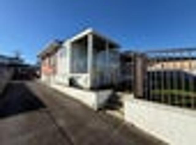 Mangere, 3 bedrooms, $695 pw