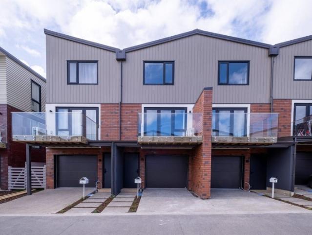 Mangere, 3 bedrooms