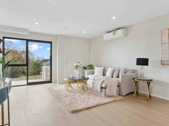 Mangere, 4 bedrooms
