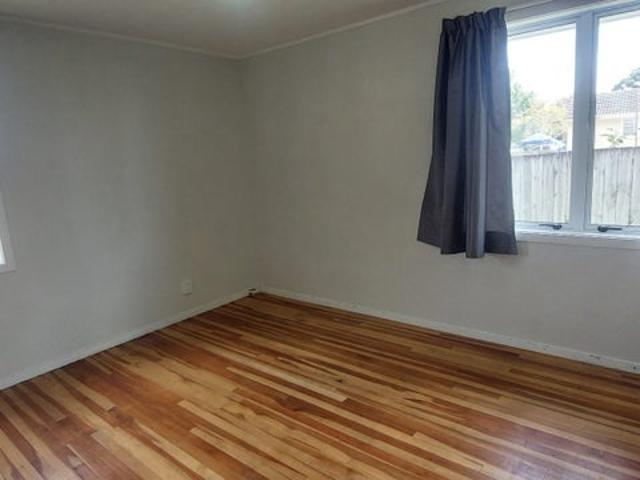 mangere, 4 bedrooms