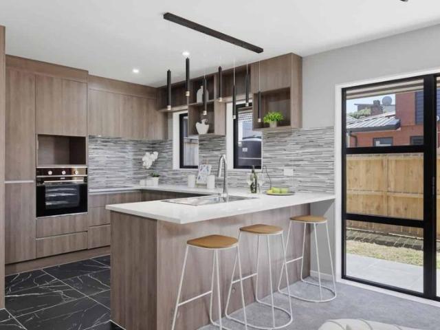 Mangere, 4 bedrooms