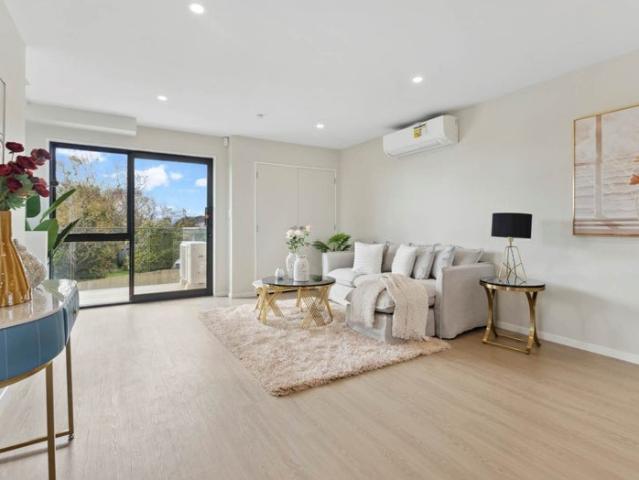 mangere, 4 bedrooms