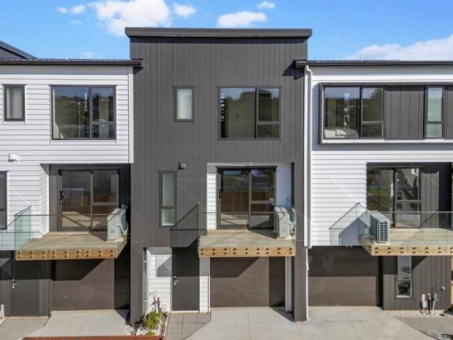 mangere, 4 bedrooms