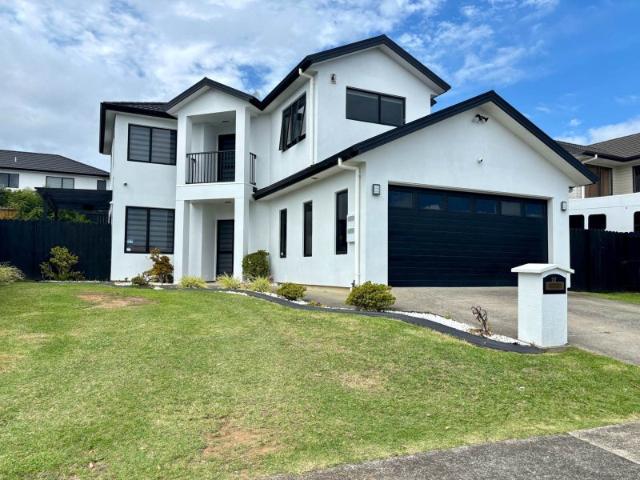 mangere, 5 bedrooms