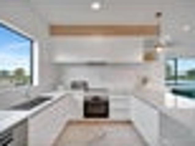Mangere, 5 bedrooms, $900 pw