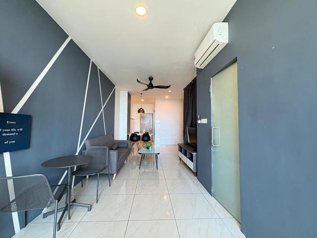 Manhattan Suite ITCC Fully Furnished