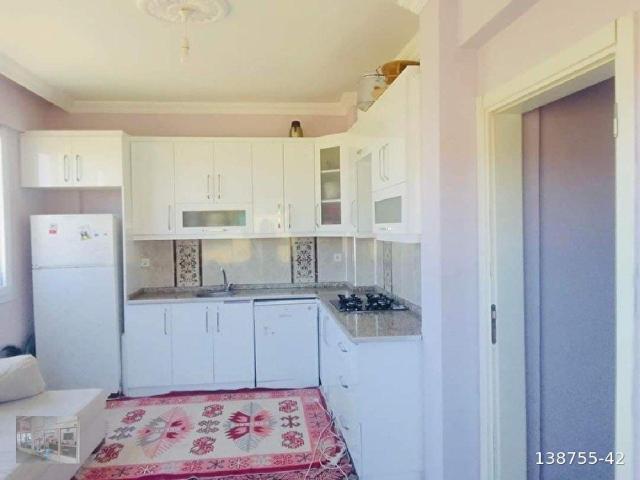 MANİSA KÖPRÜBAŞI MERKEZDE SATILIK 2.KAT DAİRE