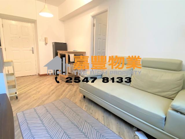 Manifold Court – Nice Renovation w/ 2 bdrms in famous school zone