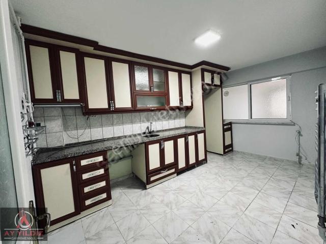 Manisa Adakale Mh. 2008 Yapımı 2+1 Fırsat Daire