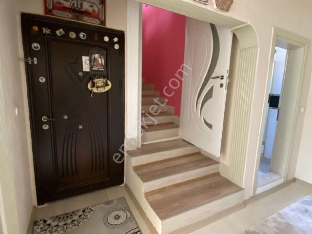 manisa Ahmetli Kurtuluş Mahallesi 176m²iki Katlı İkincisi Dubleks Bina Satılık