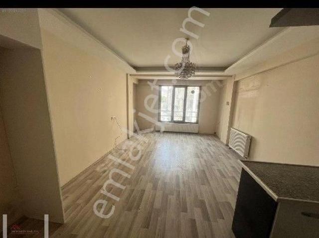 Manisa Akhisar Hürriyet Mah. Satılık 3+1 Daire 2.800.000tl