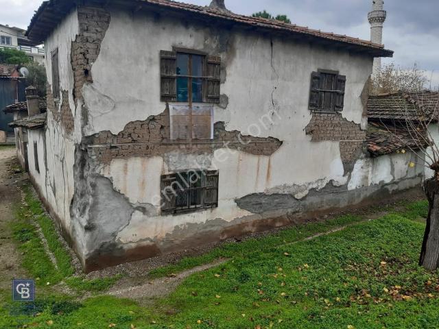 Manisa Akhisar Kayalıoğlu Mahallesinde Anayol Üzeri Satılık Ev