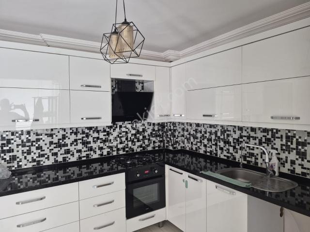 Manisa Şehzadeler Satılık Erler Cad. 3+1 Ful Lüks Ara Kat Daire